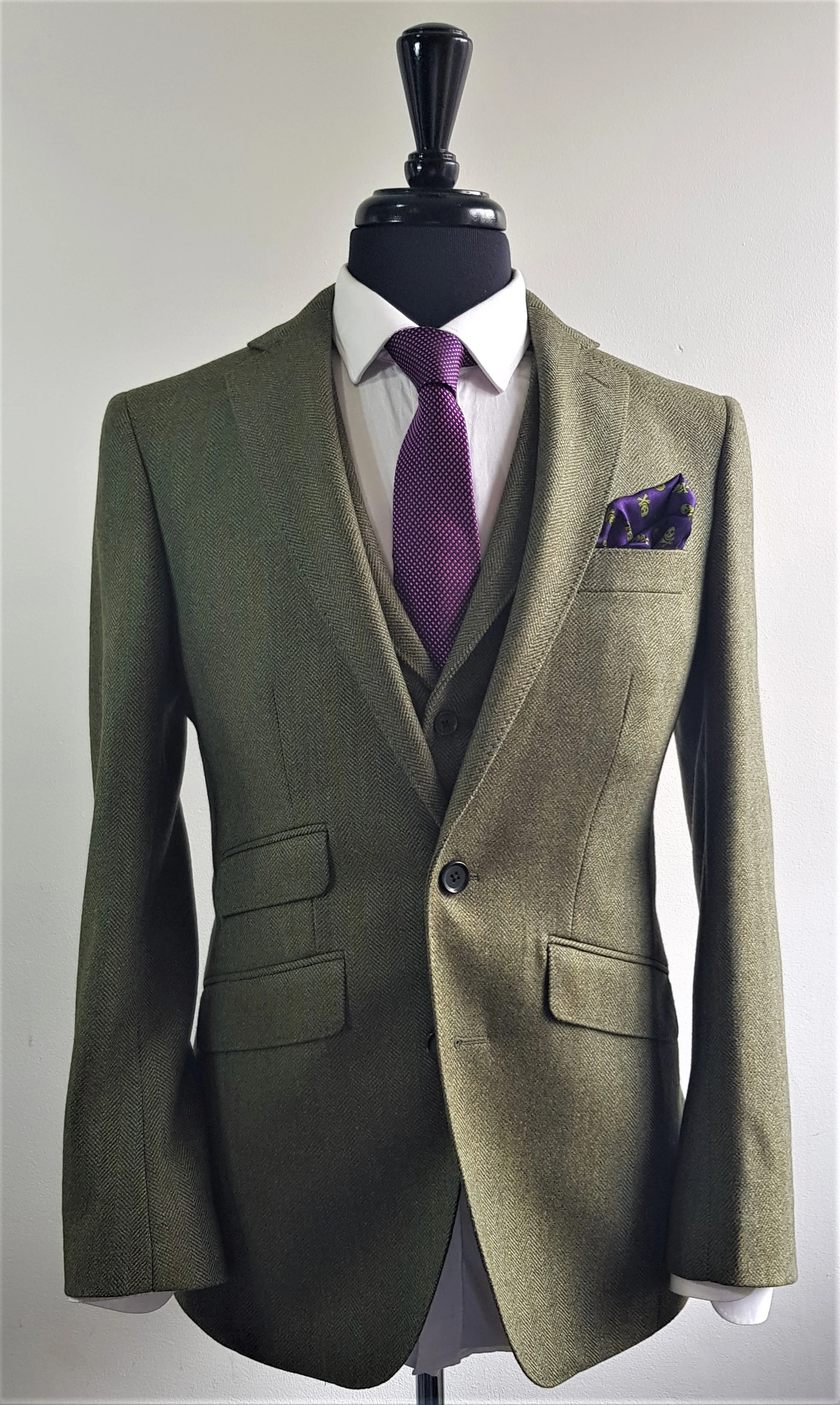 Green herringbone tweed sales suit